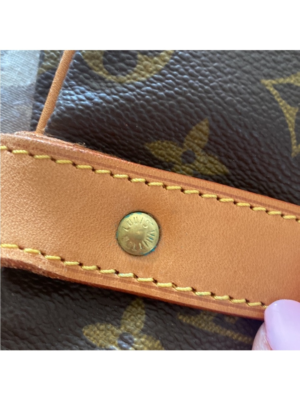 Authentic Louis Vuitton Samur 43 Monogram Bag - Picture 11 of 16